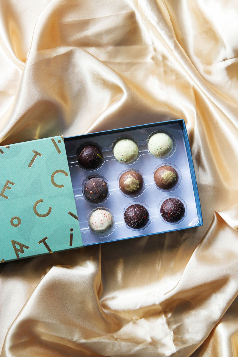 The Chefs' Chocolate Collection - 18 Dark, Milk and White Chocolates